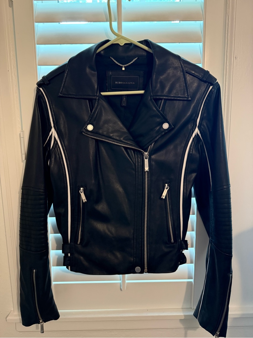 BCBG Pleather Moto Jacket Women with Darling White Piping. Small.